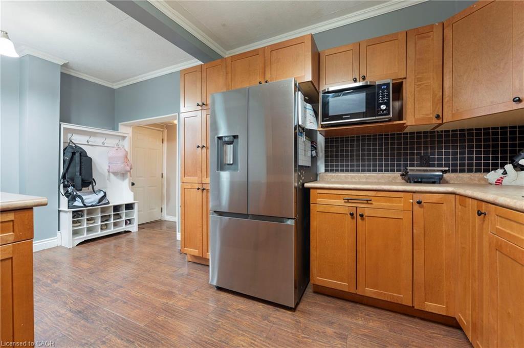 17 Bertha Street, Simcoe, ON - Indoor Photo Showing Kitchen