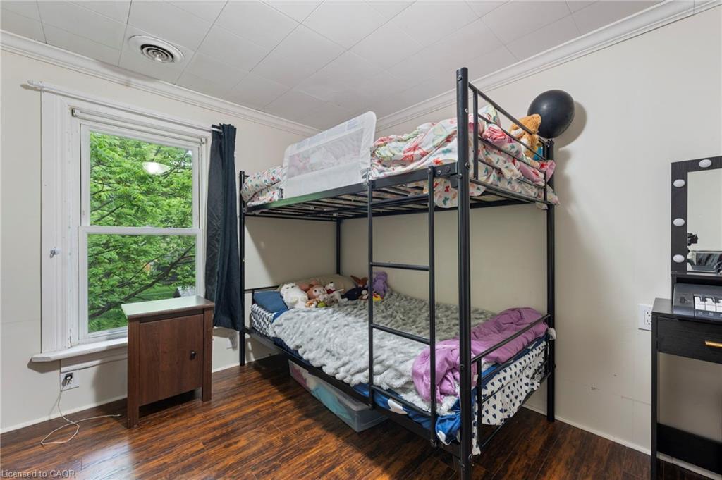 17 Bertha Street, Simcoe, ON - Indoor Photo Showing Bedroom