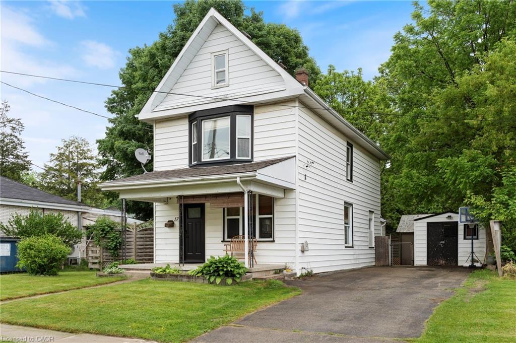 17 Bertha Street, Simcoe, ON - Outdoor