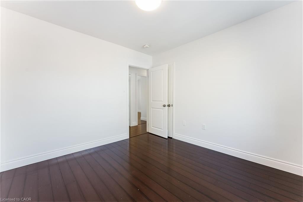 103 Wise Crescent, Hamilton, ON - Indoor Photo Showing Other Room