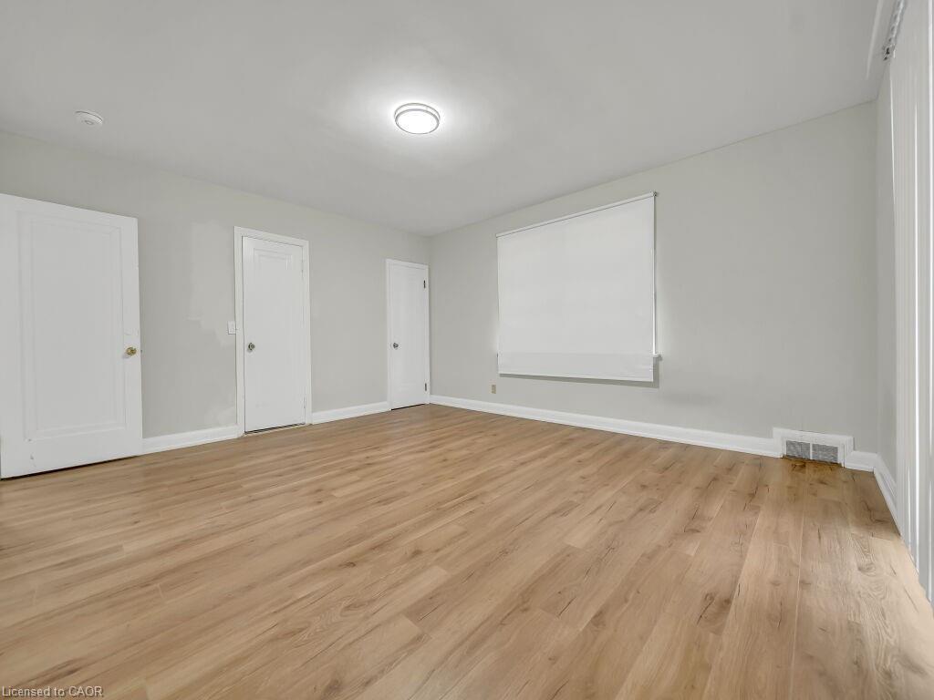 860 Vine Street, Cambridge, ON - Indoor Photo Showing Other Room