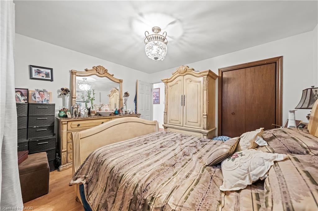 53 Bluerock Crescent, Cambridge, ON - Indoor Photo Showing Bedroom