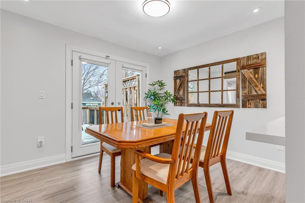 1034 Meredith Avenue, Mississauga, ON - Indoor Photo Showing Dining Room