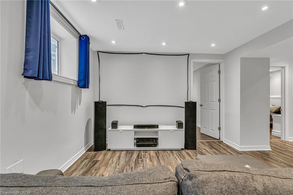 1034 Meredith Avenue, Mississauga, ON - Indoor Photo Showing Other Room