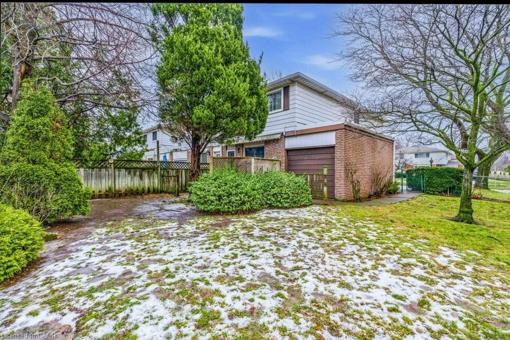 4075 Stephanie Street, Burlington, ON - Outdoor