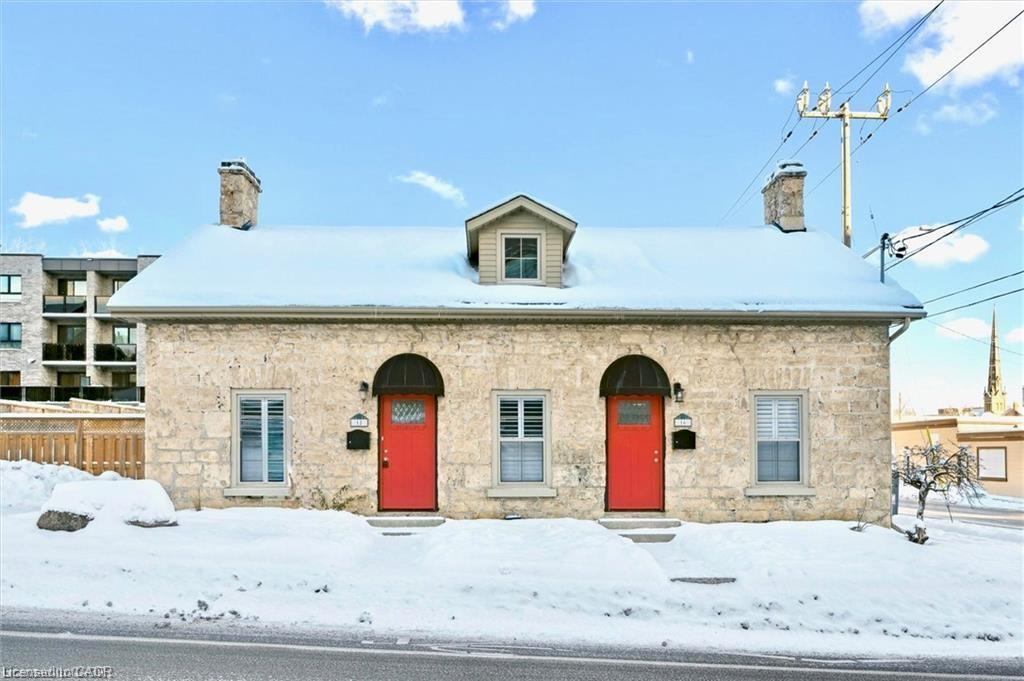 16-18 St Andrews Street, Cambridge, ON - Outdoor