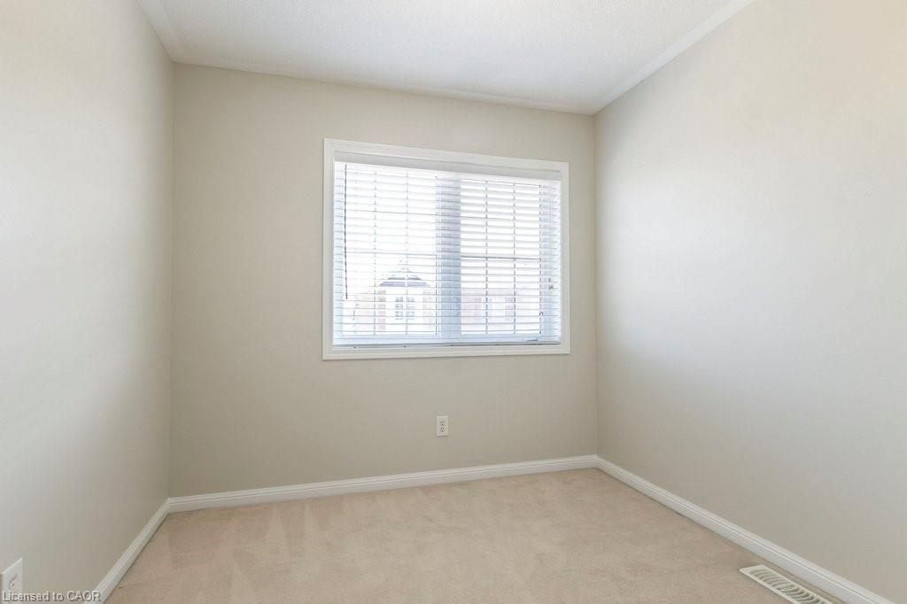 470 Beach Boulevard, Hamilton, ON - Indoor Photo Showing Other Room