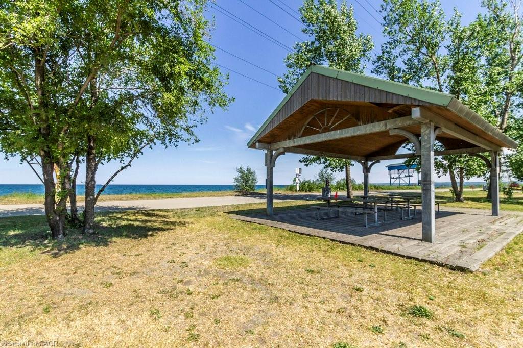 470 Beach Boulevard, Hamilton, ON - Outdoor