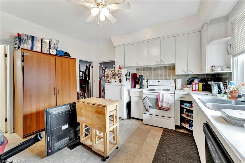 82 Albert Street, St. Catharines, ON