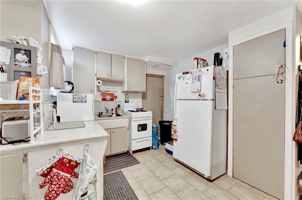 82 Albert Street, St. Catharines, ON