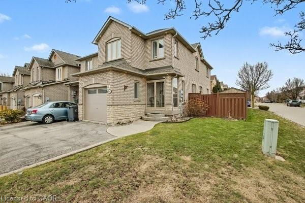 425 Taylor Crescent, Burlington, ON - Outdoor