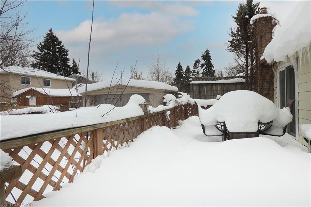 11 Broken Oak Crescent, Kitchener, ON - Outdoor