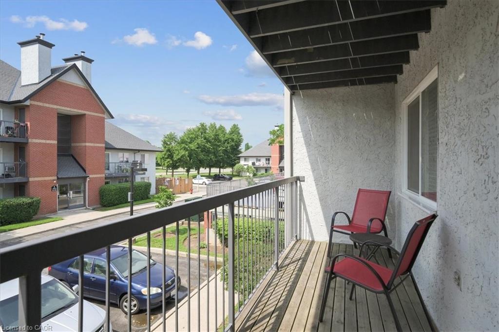921-1450 Glen Abbey Gate, Oakville, ON - Outdoor With Balcony With Exterior