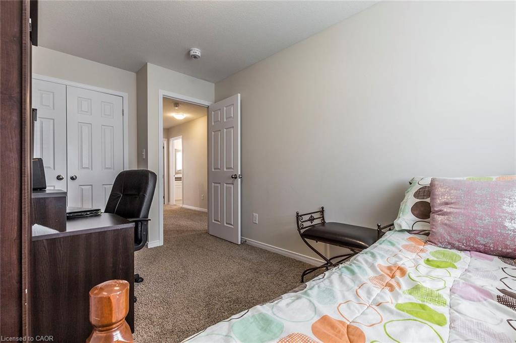 26 Meadowridge Street, Kitchener, ON - Indoor Photo Showing Bedroom