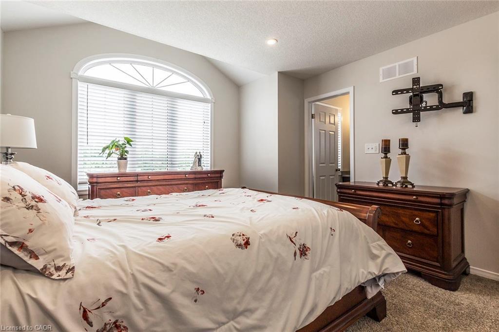 26 Meadowridge Street, Kitchener, ON - Indoor Photo Showing Bedroom