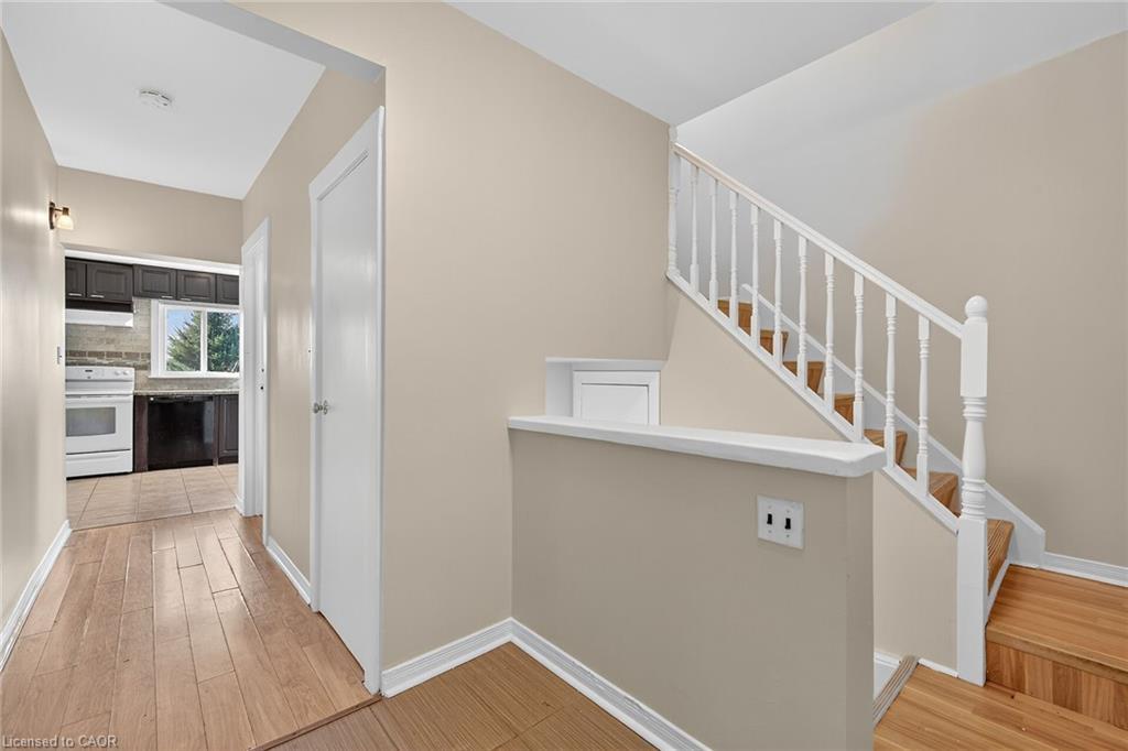 1868 Jerseyville Road W, Hamilton, ON - Indoor Photo Showing Other Room