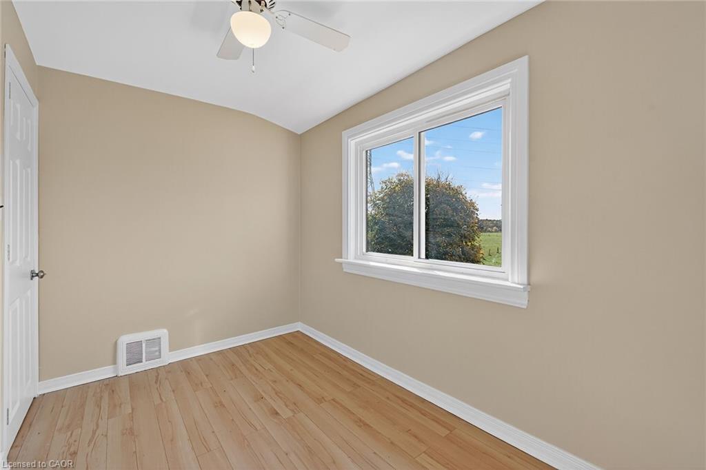 1868 Jerseyville Road W, Hamilton, ON - Indoor Photo Showing Other Room