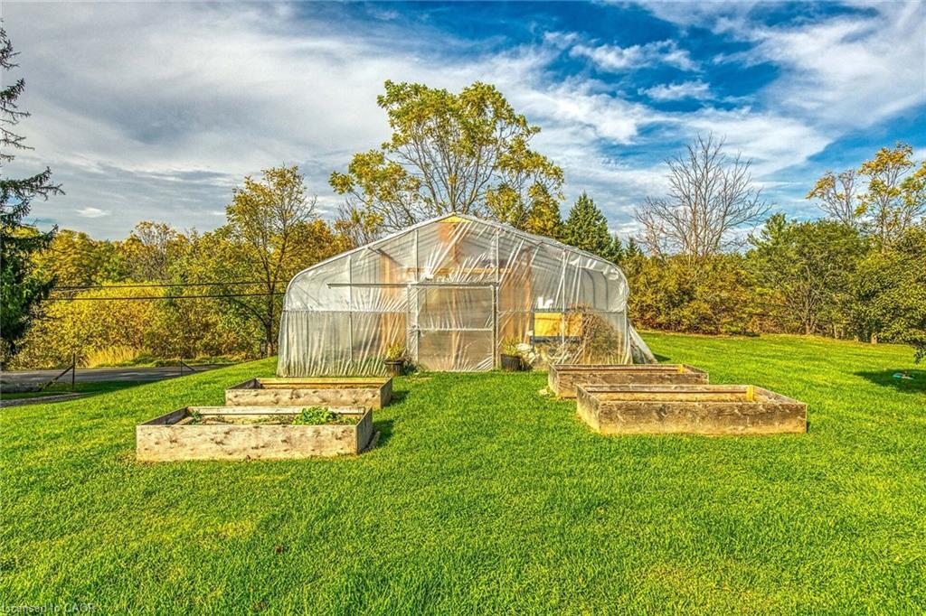 1868 Jerseyville Road W, Hamilton, ON - Outdoor