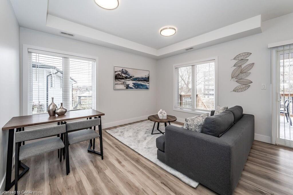 498 Karn Street, Kitchener, ON - Indoor