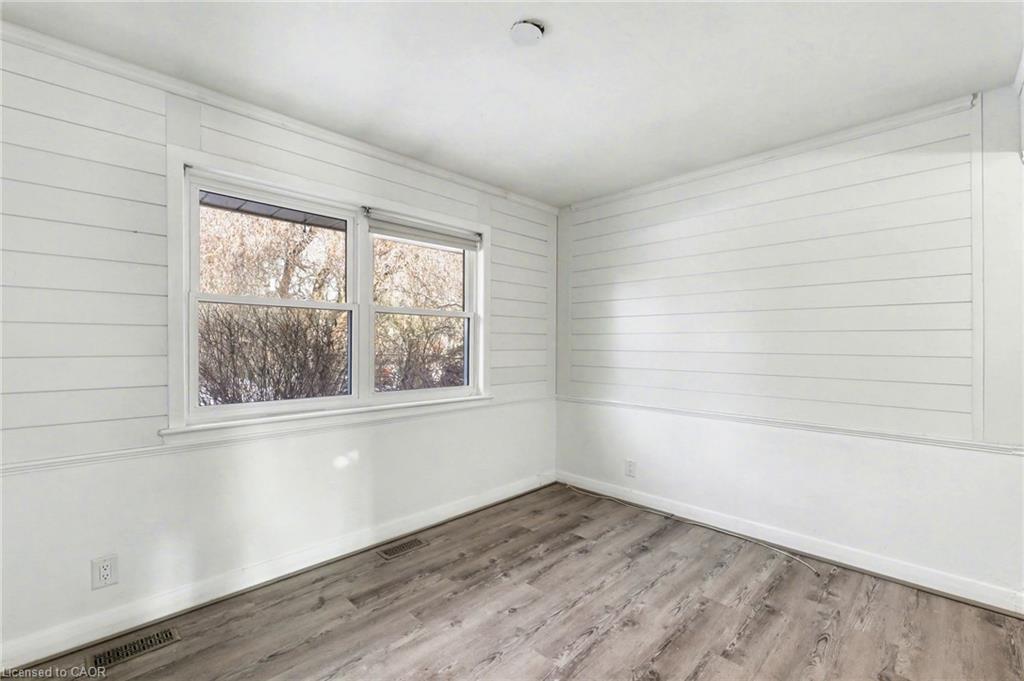 645 Riverside Drive, London, ON - Indoor Photo Showing Other Room