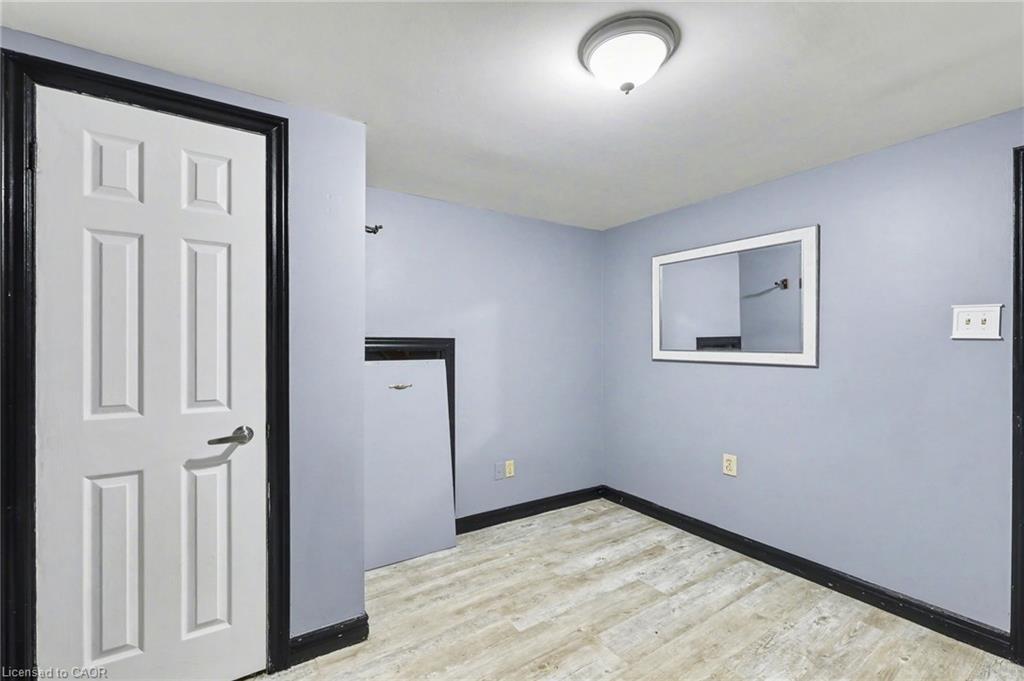 645 Riverside Drive, London, ON - Indoor Photo Showing Other Room