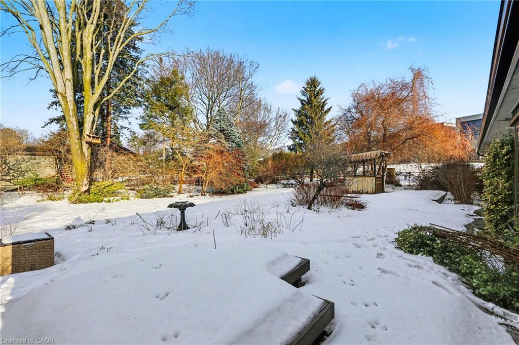 645 Riverside Drive, London, ON - Outdoor