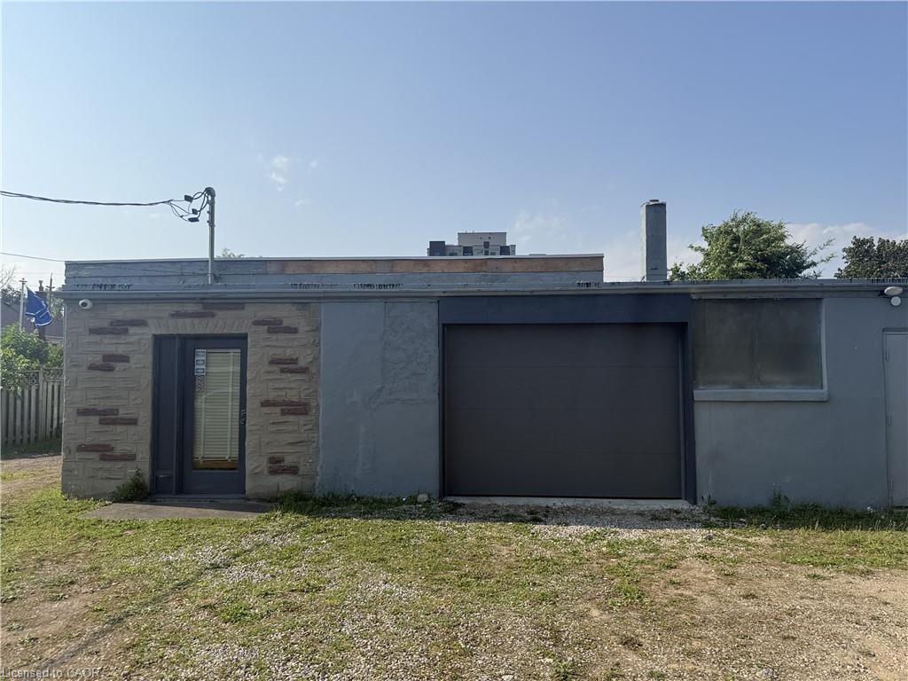 8 Munch Avenue, Cambridge, ON