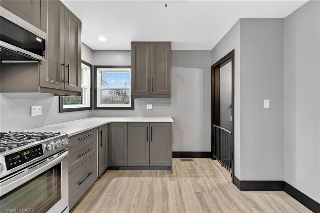 44090 Hendershot Road, Wainfleet, ON - Indoor Photo Showing Kitchen