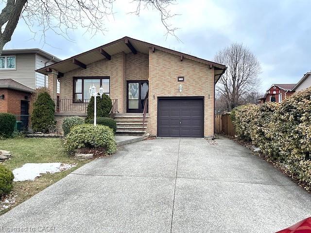 18 Kingfisher Drive, Hamilton, ON - Outdoor