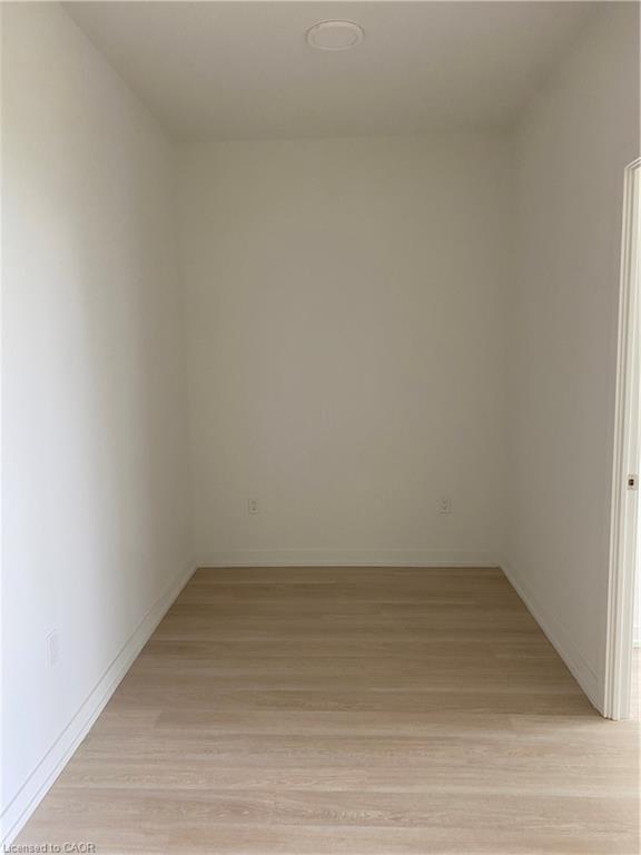 712-415 Main Street W, Hamilton, ON - Indoor Photo Showing Other Room