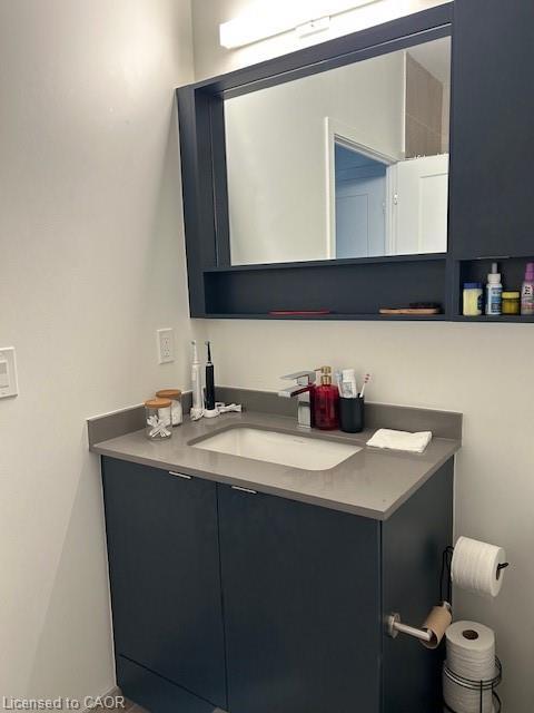 712-415 Main Street W, Hamilton, ON - Indoor Photo Showing Bathroom