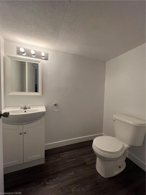 121 Markwood Drive, Kitchener, ON - Indoor Photo Showing Bathroom