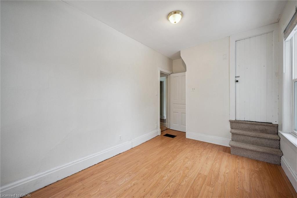 47 Krug Street, Kitchener, ON - Indoor Photo Showing Other Room