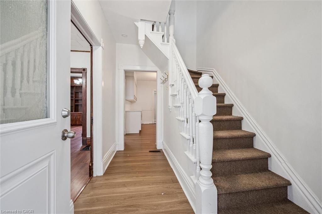 47 Krug Street, Kitchener, ON - Indoor Photo Showing Other Room