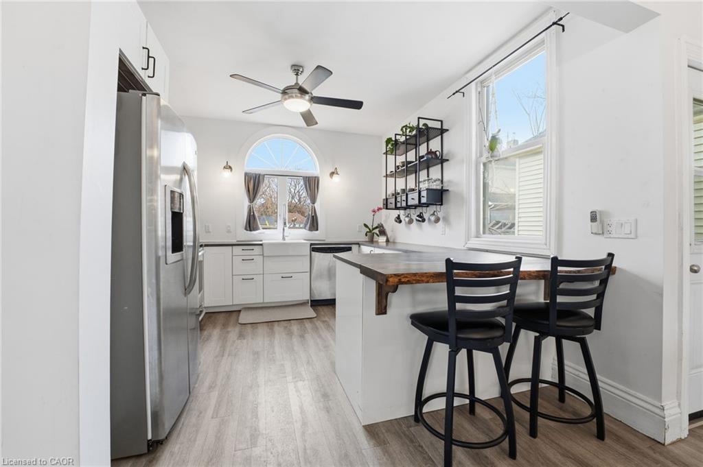 17 Minto Avenue, Hamilton, ON - Indoor