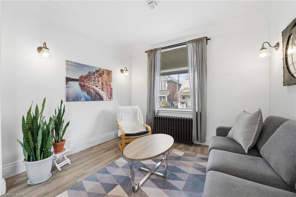 17 Minto Avenue, Hamilton, ON -