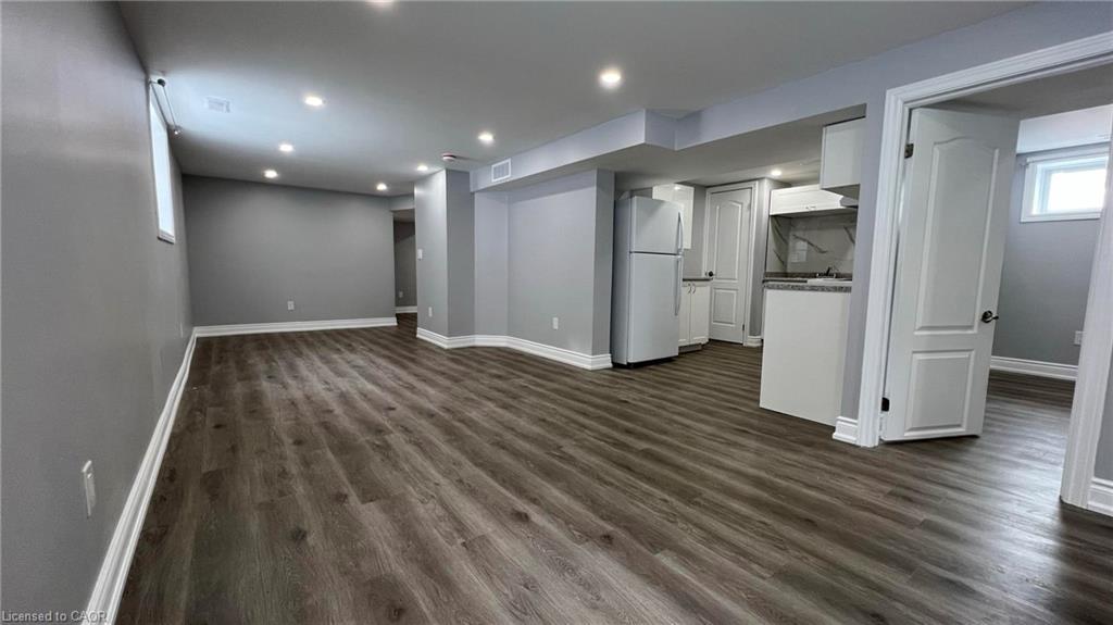 2-29 Birchcliffe Crescent, Hamilton, ON - Indoor