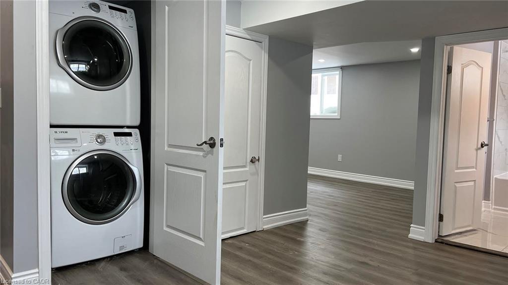2-29 Birchcliffe Crescent, Hamilton, ON - Indoor Photo Showing Laundry Room