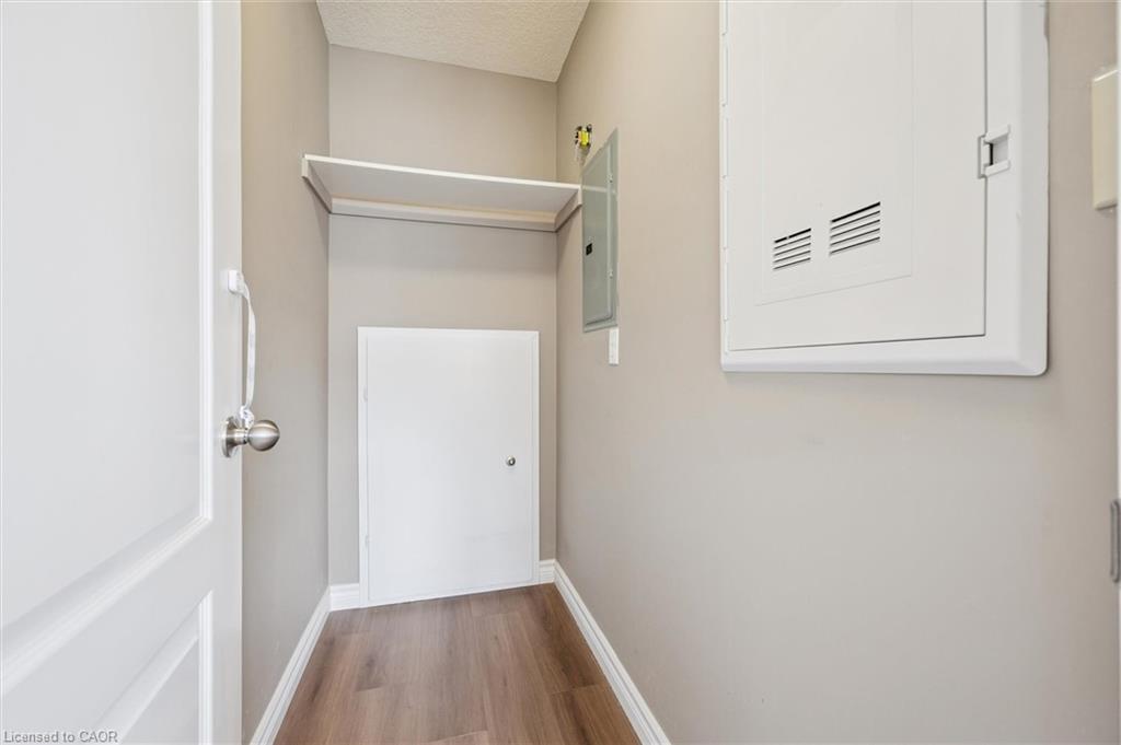 D-24 Sienna Street, Kitchener, ON - Indoor Photo Showing Other Room