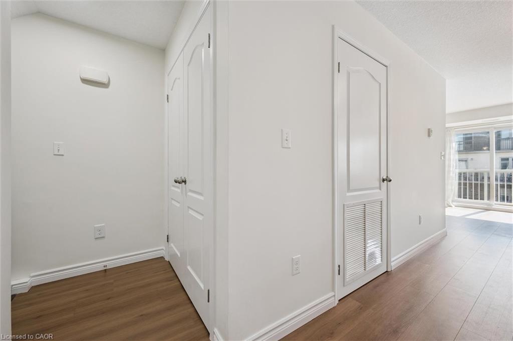 D-24 Sienna Street, Kitchener, ON - Indoor Photo Showing Other Room