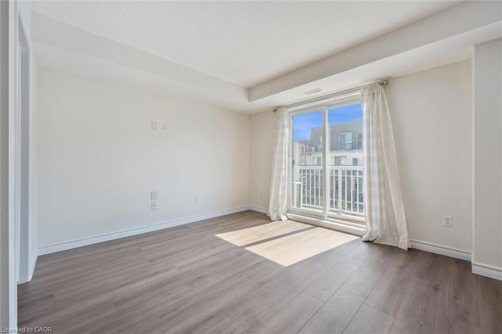 D-24 Sienna Street, Kitchener, ON - Indoor Photo Showing Other Room