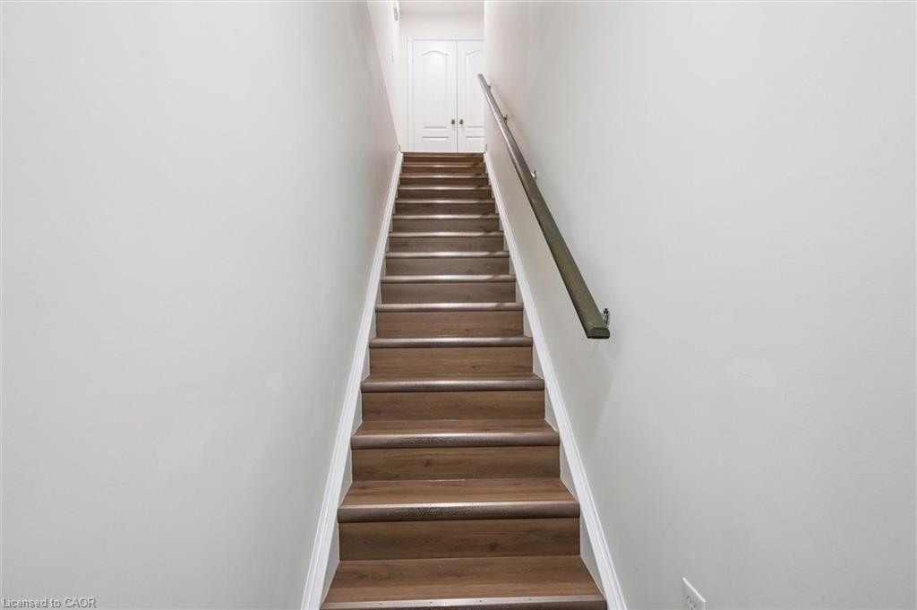 D-24 Sienna Street, Kitchener, ON - Indoor Photo Showing Other Room