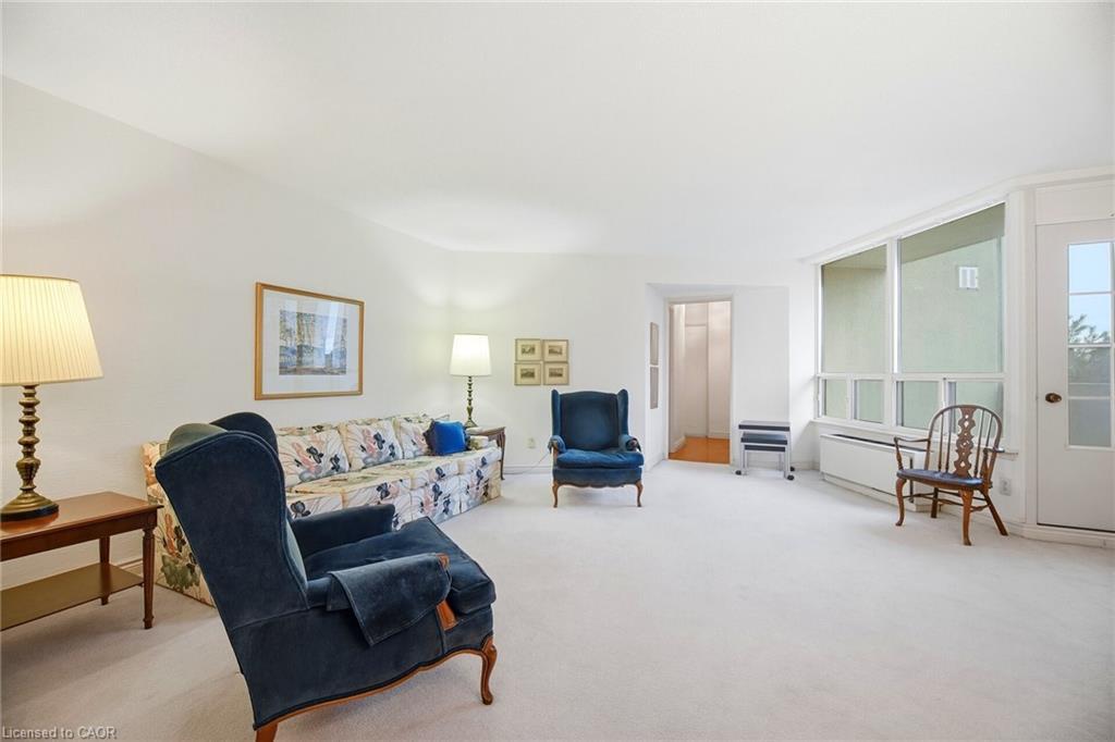 A21-296 Mill Road, Toronto, ON - Indoor Photo Showing Other Room