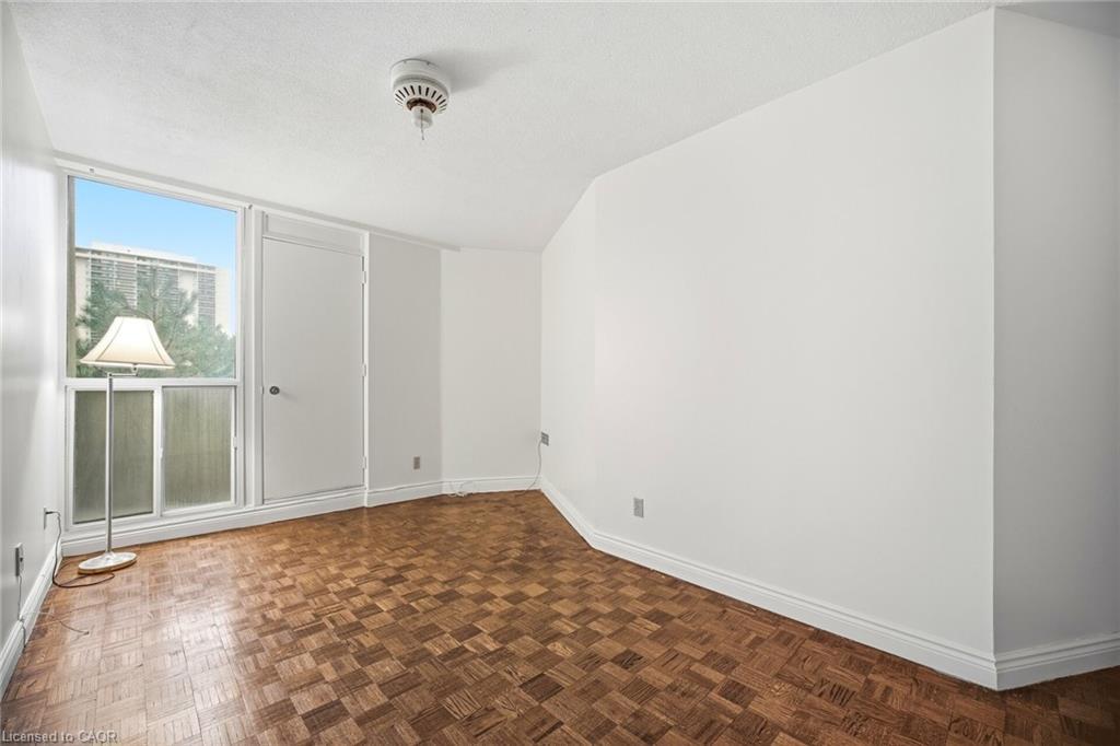 A21-296 Mill Road, Toronto, ON - Indoor Photo Showing Other Room