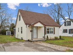 429 Clayton Street Listowel, ON N4W 2G4