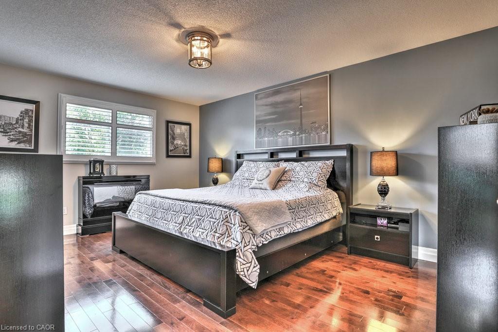 4191 Bianca Forest Drive, Burlington, ON - Indoor Photo Showing Bedroom