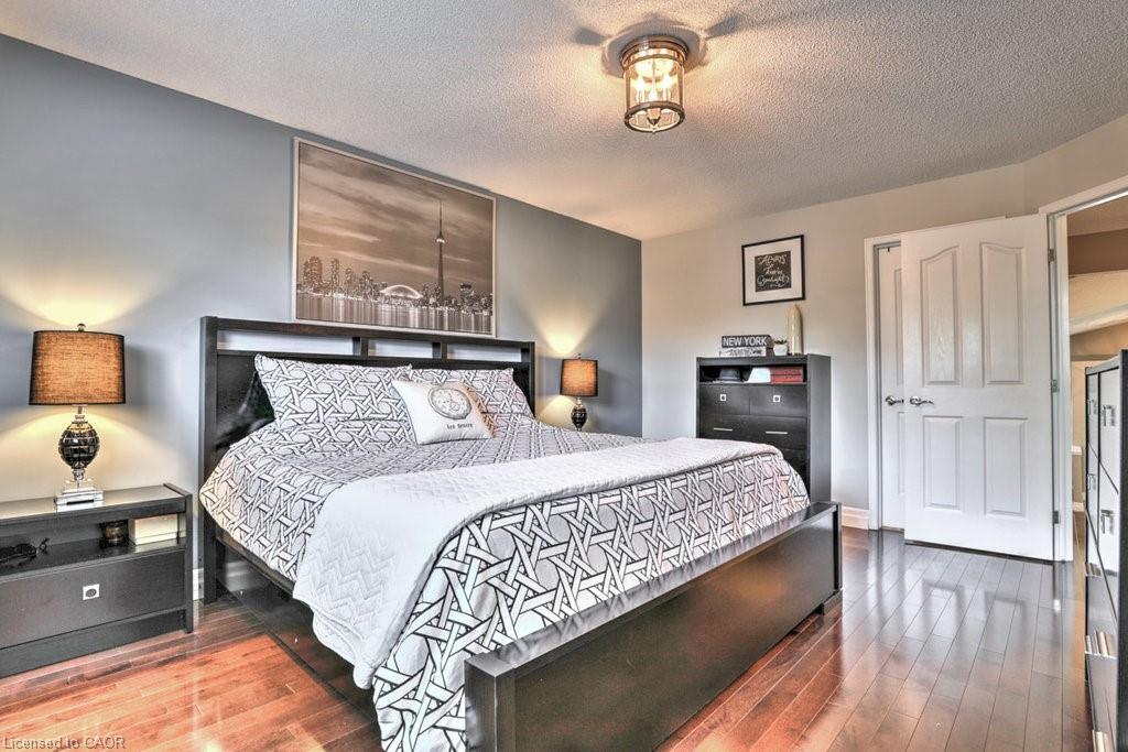 4191 Bianca Forest Drive, Burlington, ON - Indoor Photo Showing Bedroom