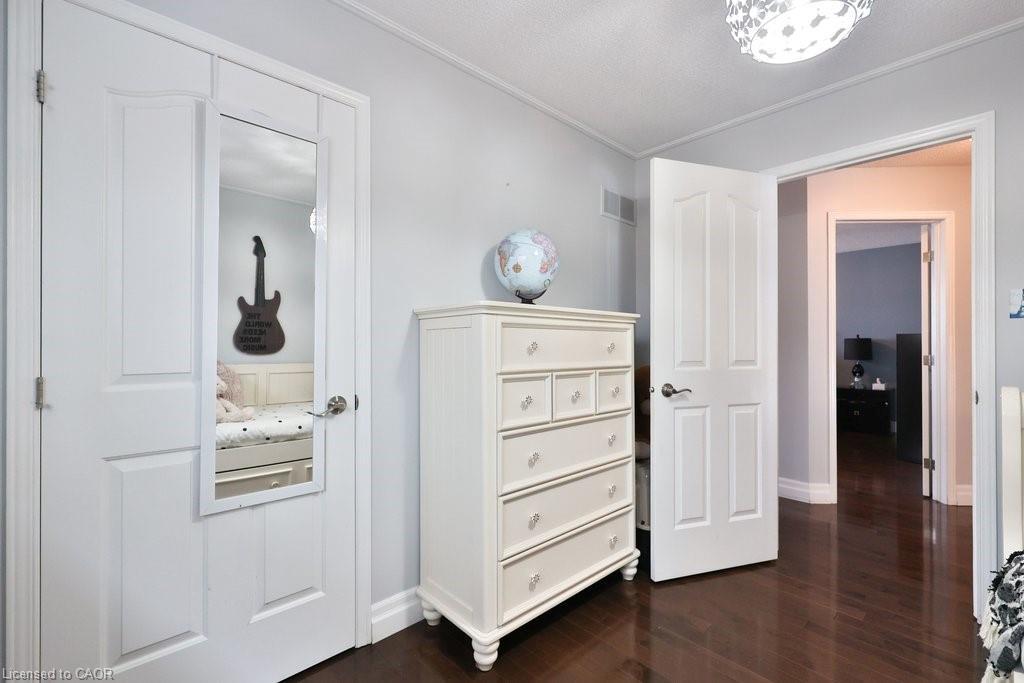 4191 Bianca Forest Drive, Burlington, ON - Indoor