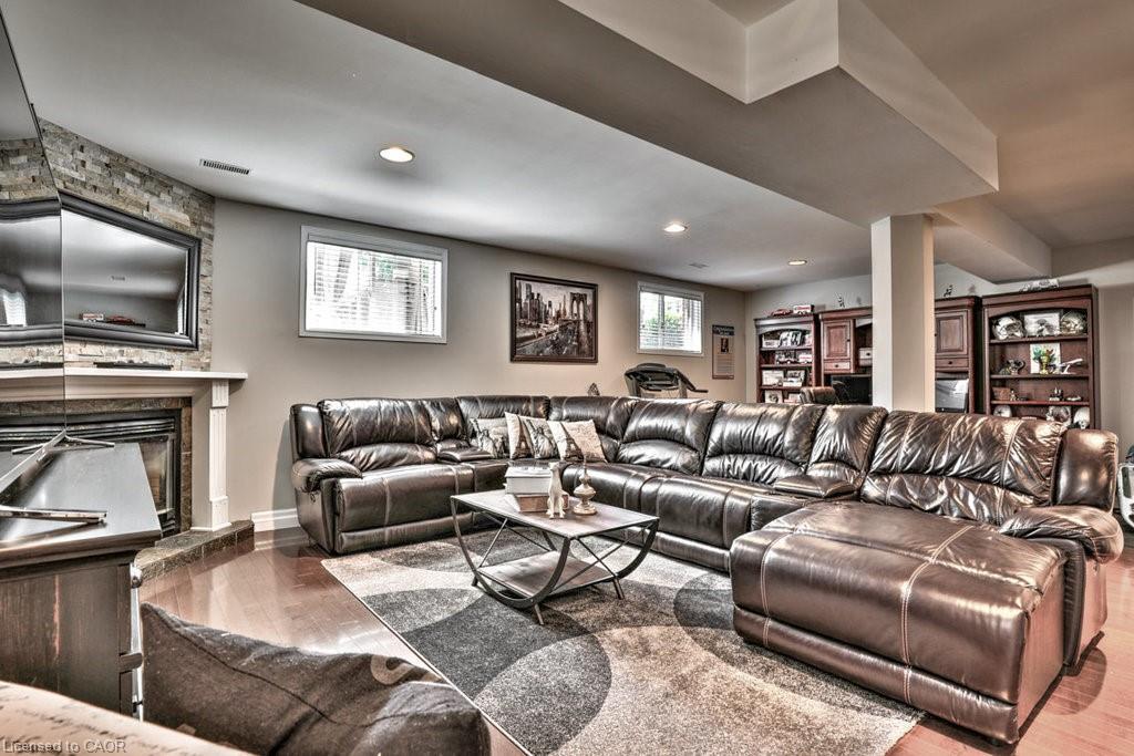 4191 Bianca Forest Drive, Burlington, ON - Indoor Photo Showing Living Room With Fireplace