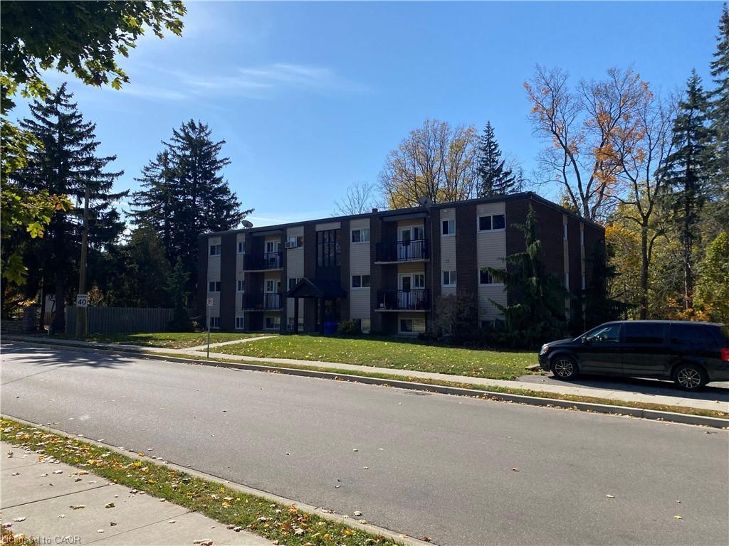 7-154 Elgin Street N, Cambridge, ON - Outdoor